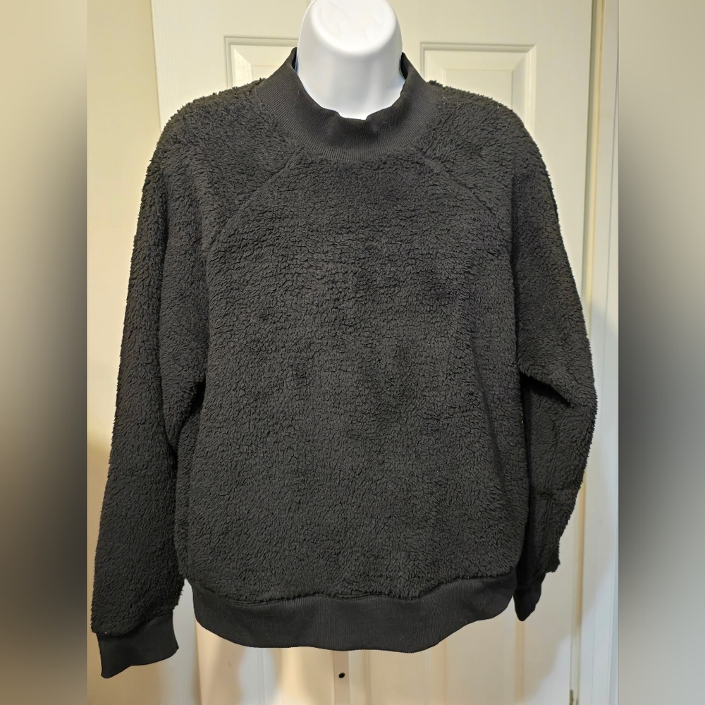 Athleta Asana Sherpa Sweater Womens Black Fuzzy Osito Pullover Medium NWT